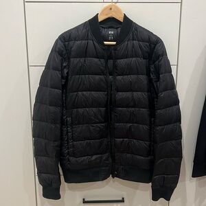 Uniqlo black light puffer jacket medium